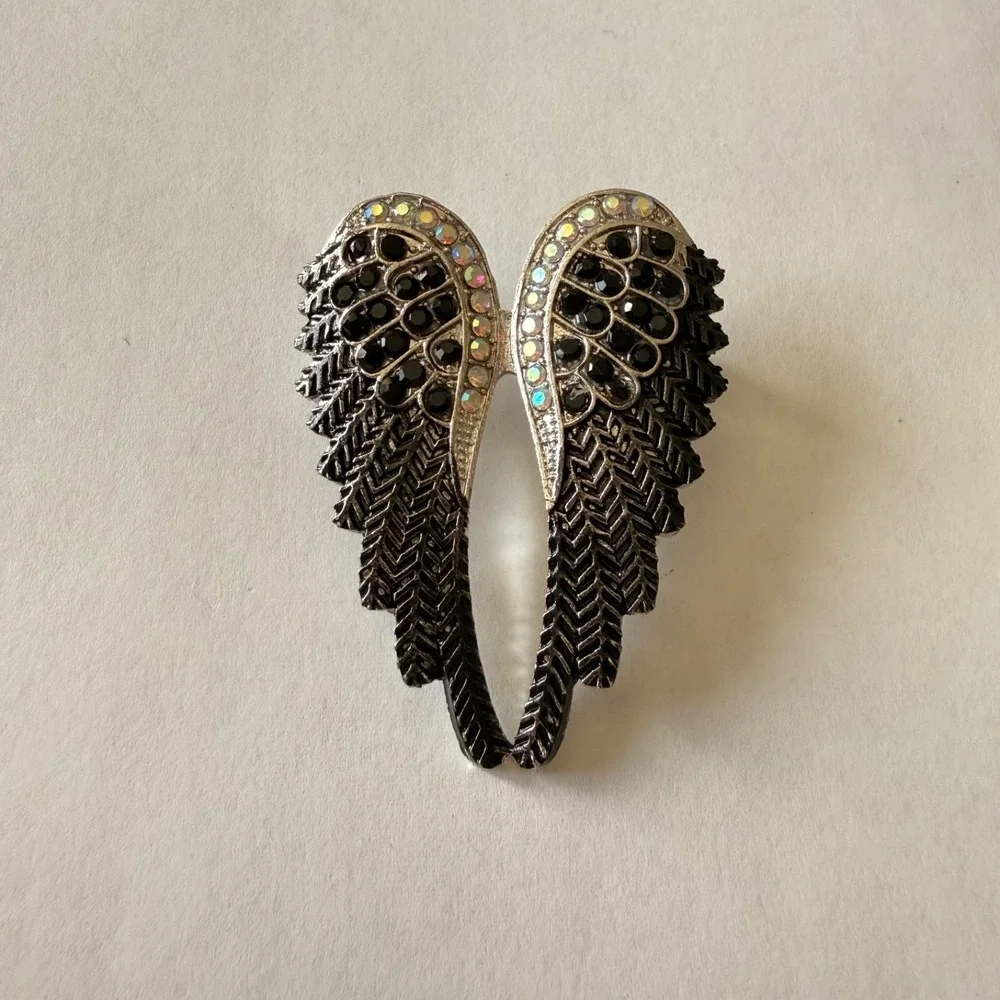 Silver Tone‎ Angel Wing Brooch Black Rhinestone AB Crystal Fashion Pin